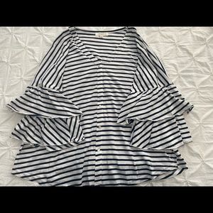 Umgee 3/4 Ruffled Sleeve Top-Navy striped NWOT size 1XL